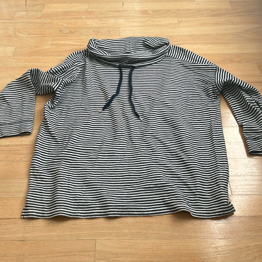 Women’s sweater